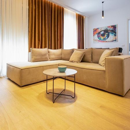 Luxury Rooftop 23 Bed & Breakfast Tiran Dış mekan fotoğraf