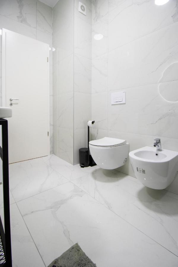Luxury Rooftop 23 Bed & Breakfast Tiran Dış mekan fotoğraf