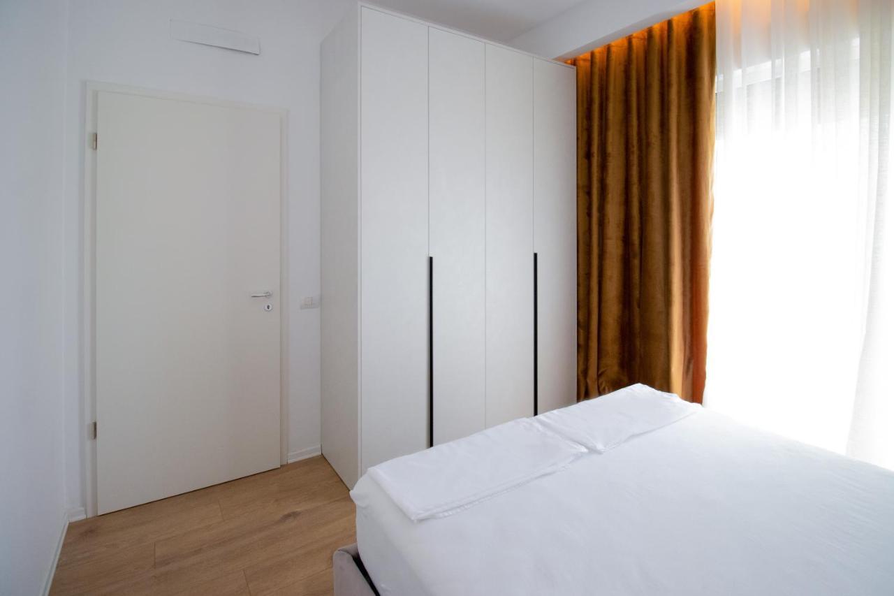 Luxury Rooftop 23 Bed & Breakfast Tiran Dış mekan fotoğraf