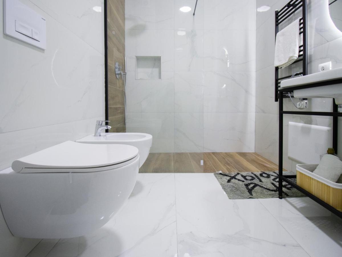 Luxury Rooftop 23 Bed & Breakfast Tiran Dış mekan fotoğraf