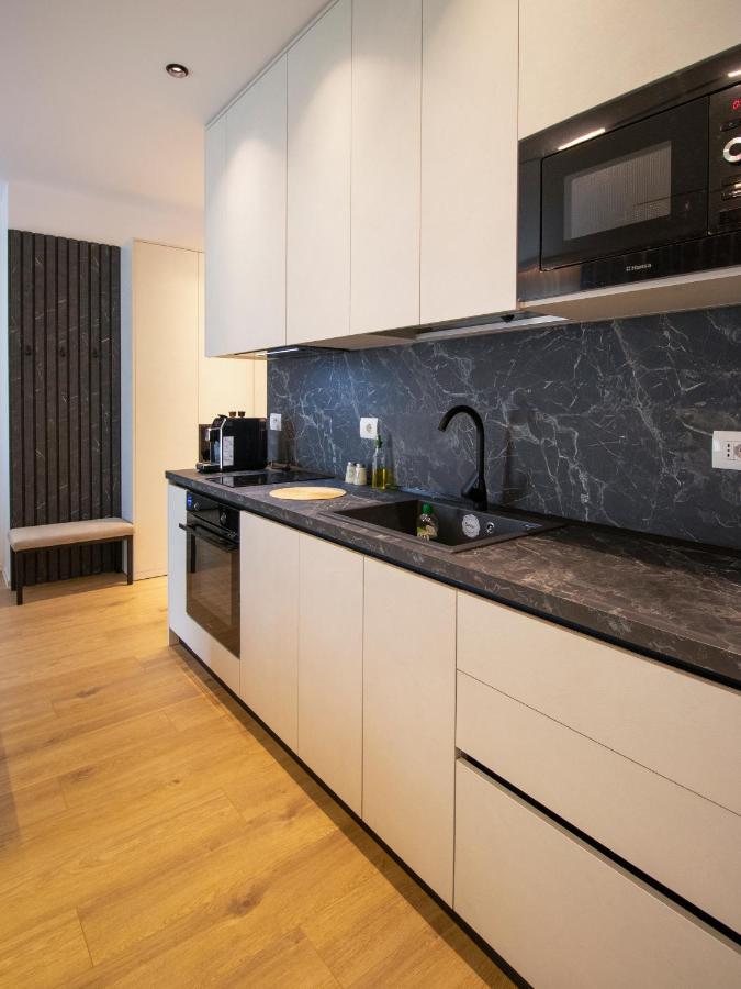Luxury Rooftop 23 Bed & Breakfast Tiran Dış mekan fotoğraf